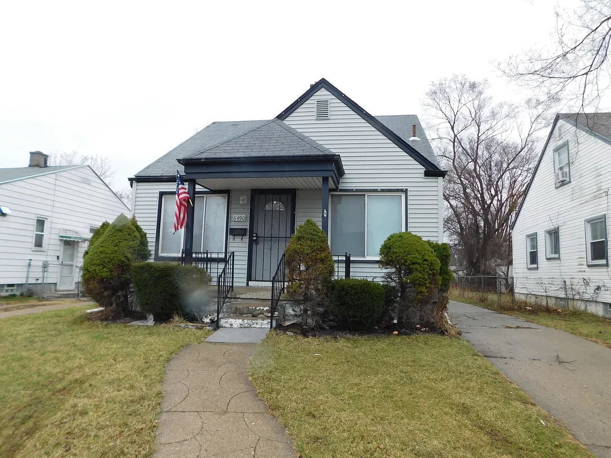 Building Photo - 6490 Stahelin Ave