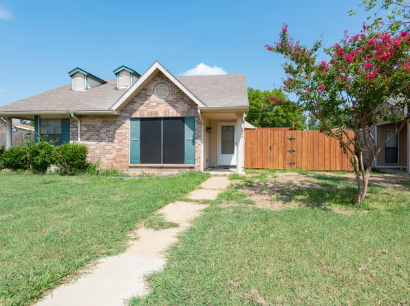 4514 Carr St, The Colony, TX 75056