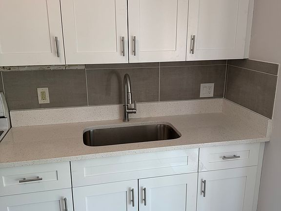 2nd image of 2143 Laura Ln #47A