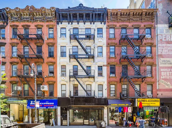 134 Orchard St APT 13, New York, NY 10002