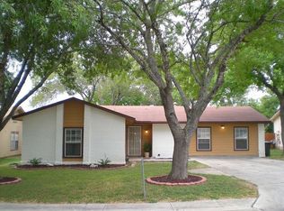 1051 Cloverbrook St, San Antonio, TX 78245