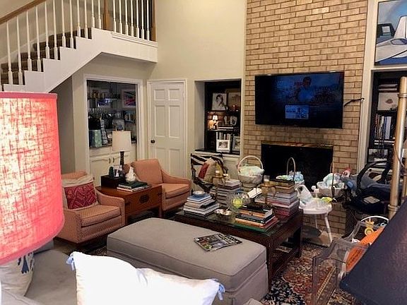 5th image of 5427 Collinwood Ave