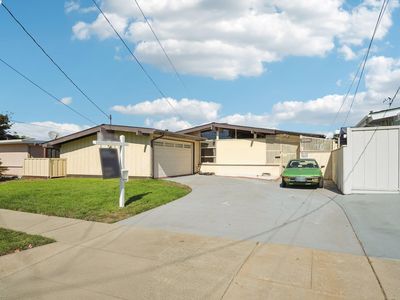 27342 Capri Ave, Hayward, CA, 94545