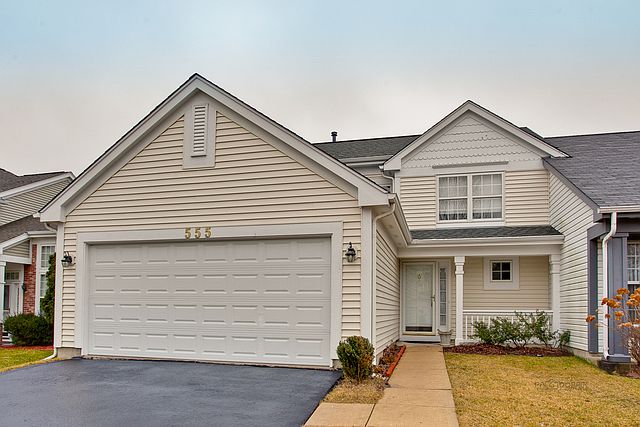 1st image of 555 Cambridge Dr