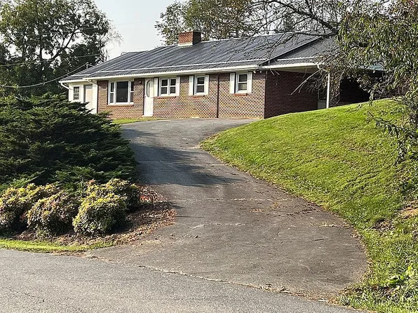 165 Spring Valley Rd, Marion, VA 24354