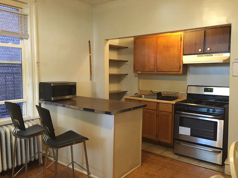 3127 N Calvert St #2-1 — Photo 8