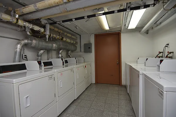 Rented by Bohemia Realty Group | media 12