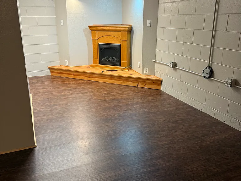 2557 S Cedar St — Photo 12