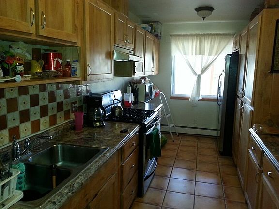 3rd image of 1006 Calle De Oro