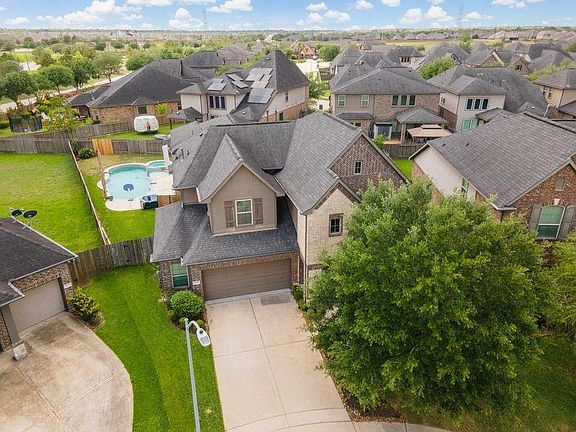 3rd image of 2964 Jade Springs Ln