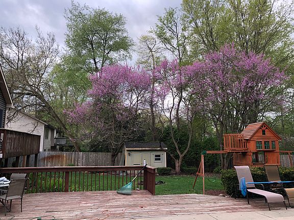 2nd image of 3736 Thornridge Dr