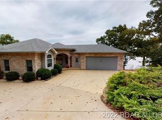 49 Rosco Rd, Lake Ozark, MO 65049
