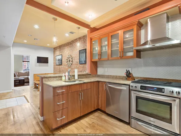 933 Garden Street image 1 of 16