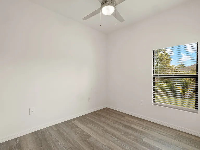 1070 Nomad Rd #1070 — Photo 17