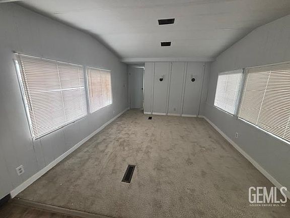 3rd image of 224 McCord Ave Space 15