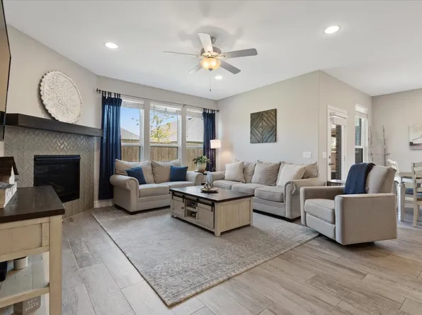 2819 Redbud Ln, Melissa, TX 75454