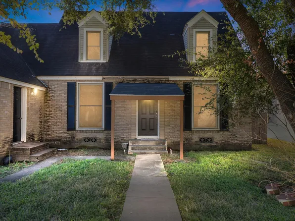 2520 1st St, Bay City, TX 77414