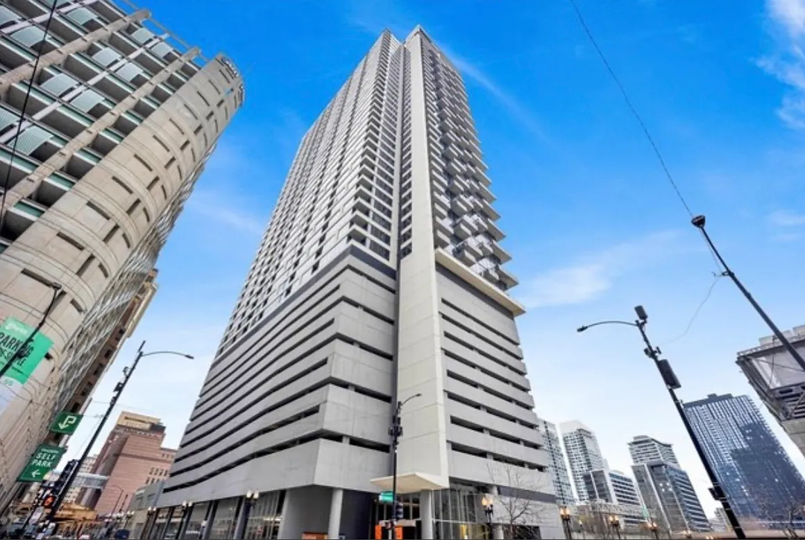 1 bed, $2,100 — Photo 1