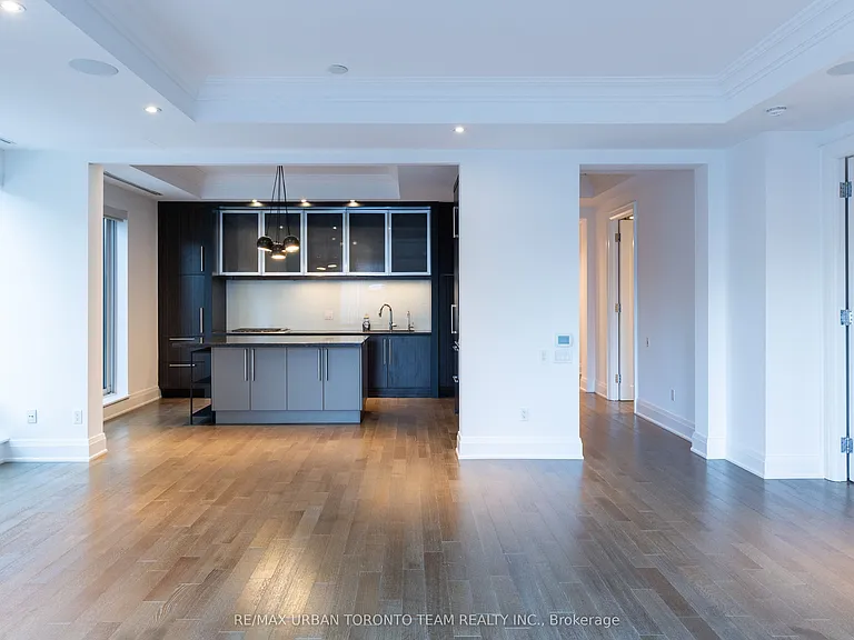 80 Yorkville Ave #303 — Photo 4