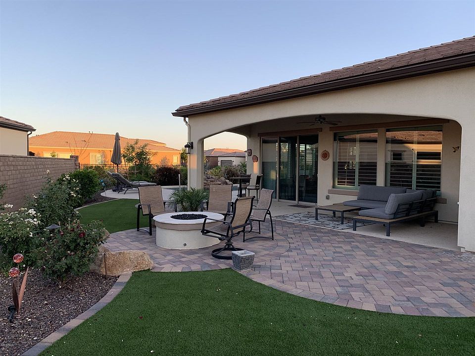 1st image of 36054 N Stoneware Dr