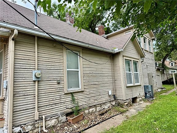 3rd image of 2516 W 43rd Ave