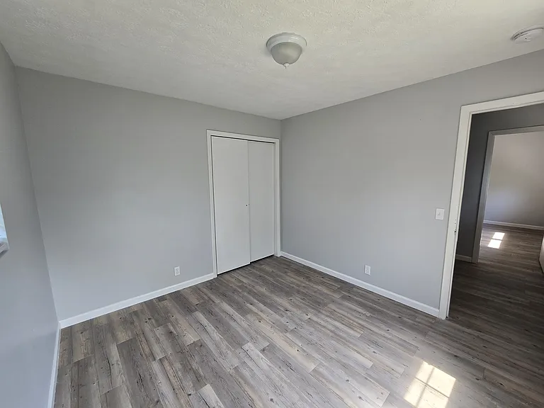 511 Claiborne St — Photo 16