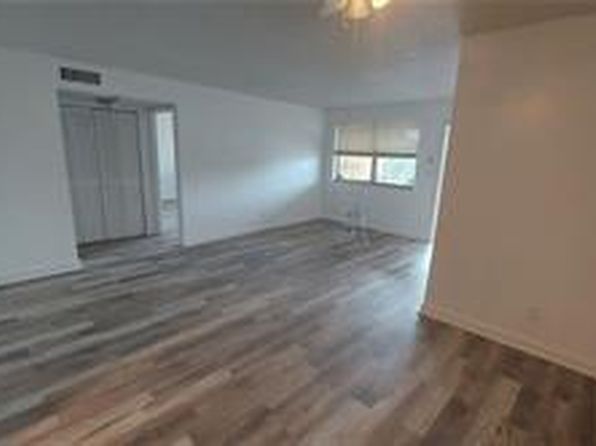 850 E Commercial Blvd APT 204A