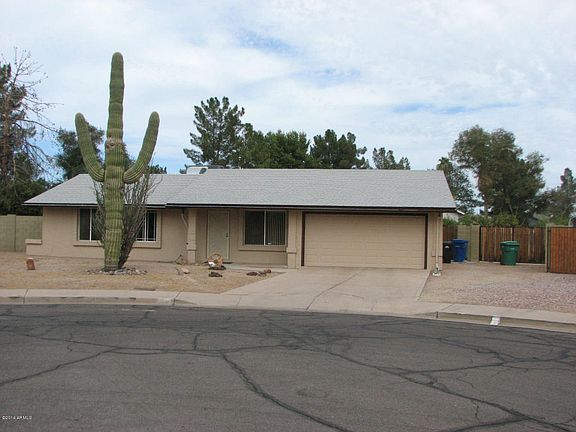 3rd image of 1009 S Almar Cir