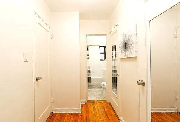 Sold by REMAX Elite | media 17