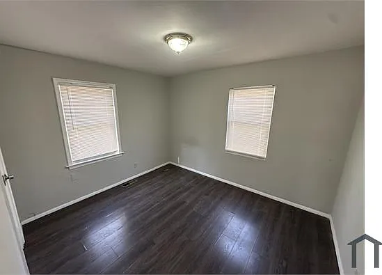 10169 Winkler Dr — Photo 3