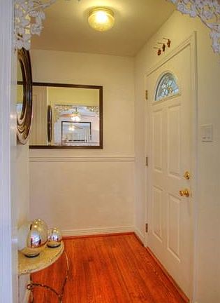 2nd image of 3905 Davila Dr