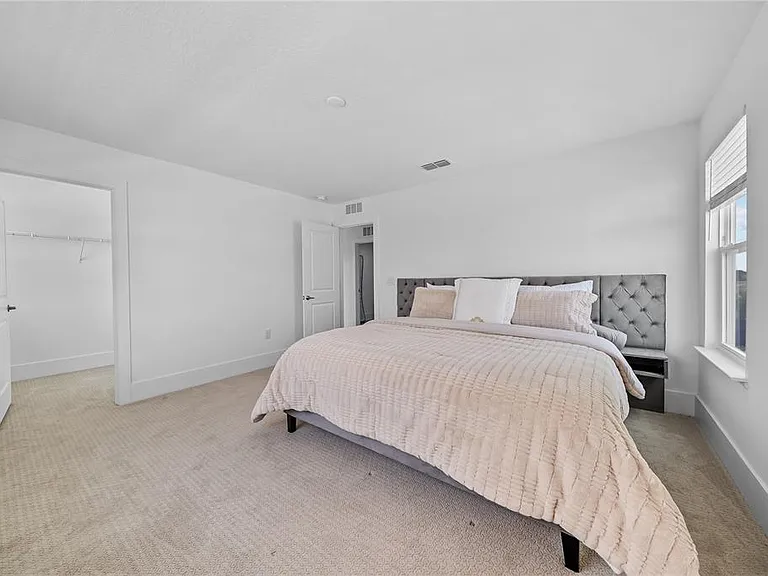 1694 Pinecliff Dr — Photo 51