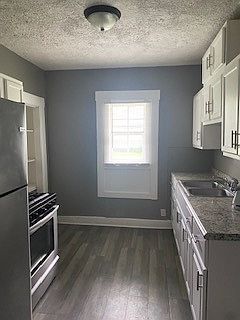 5th image of 1119 N Belmont Ave