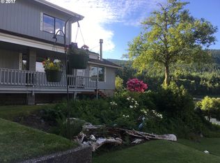 96526 N Bank Rogue River Rd, Gold Beach, OR 97444