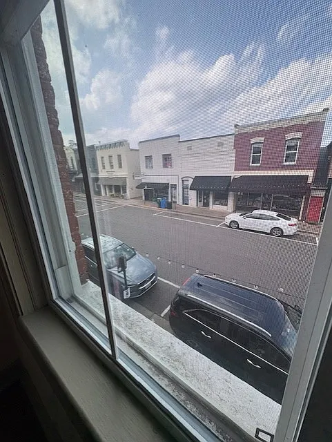 3 bed, $1,750 — Photo 3