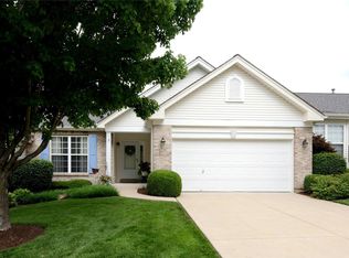 1342 Pine Bluff Dr, Saint Charles, MO 63304