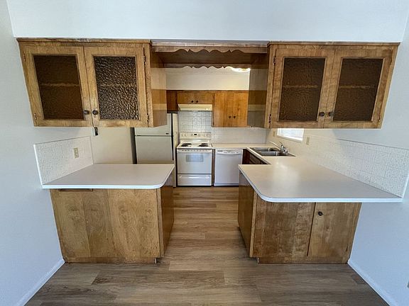 5th image of 780 E Elva St #2