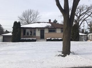 5755 S 39th St, Milwaukee, WI 53221