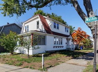 52 Eldridge St, Springfield, MA 01108