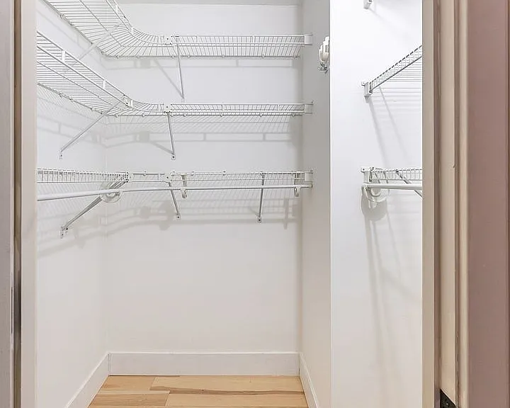 1339 N Dearborn St #2B — Photo 16