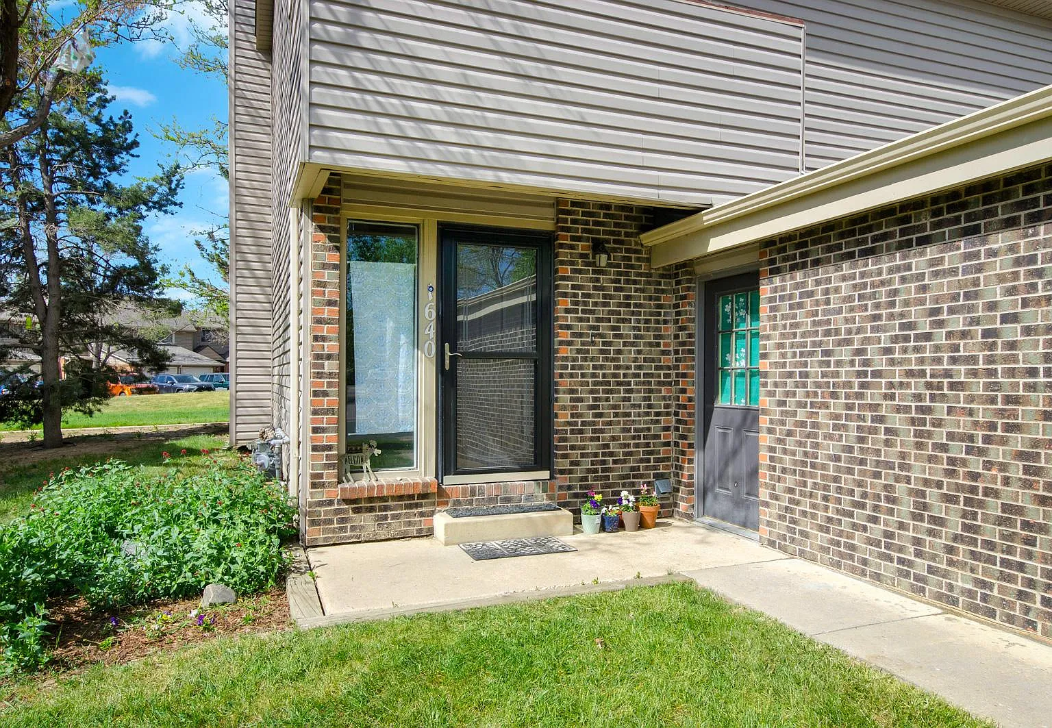1640 Centaur Cir — Photo 1
