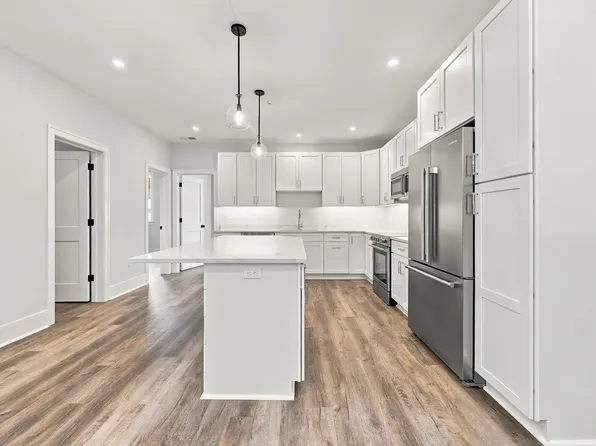 1 Liberty St #I, Merrimac, MA 01860