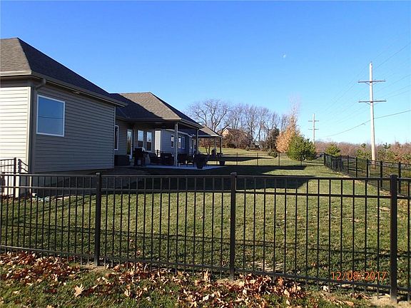 5th image of 4607 Englewood Dr