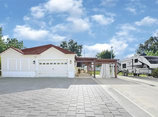509 Joan Of Arc Dr, Hempstead, TX 77445