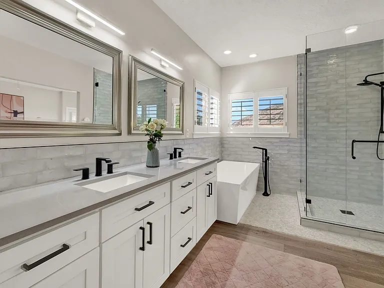 1693 E Crimson Oak Dr — Photo 17