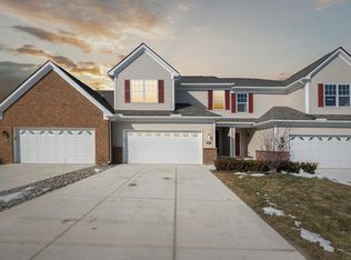 9917 Ridge Run St #93/9, Howell, MI 48855