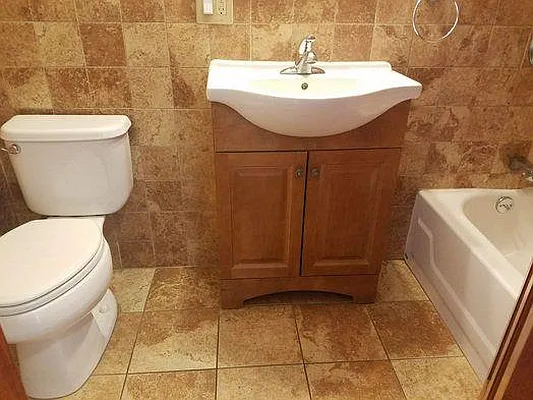 Rented by WIRE International Realty | media 11