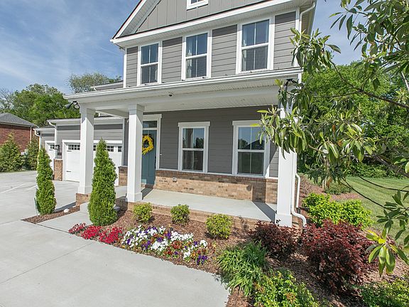 2nd image of 3219 Firerock Dr