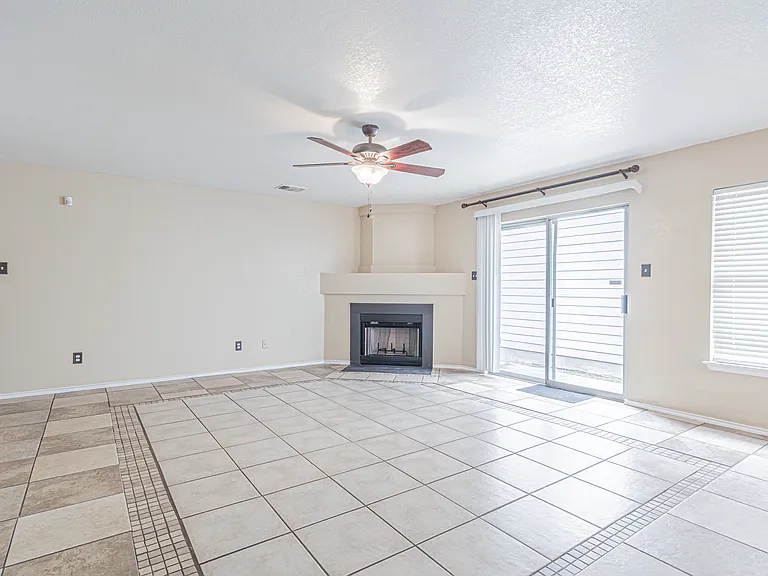 11244 Vollmer Ln — Photo 7