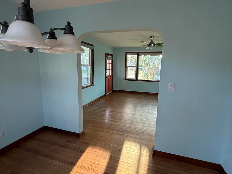 1096 E Coast Dr — Photo 7